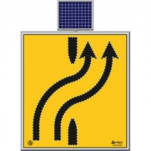 Evelux 11728 S-LD Ledli Şerit Aktarımı Trafik Uyarı Levhası 110x120 cm.