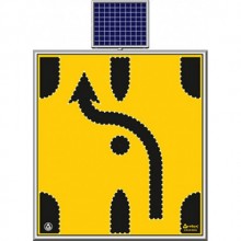 Evelux 11724 S-LD Ledli Şerit Aktarımı Trafik Uyarı Levhası 110x120 cm.